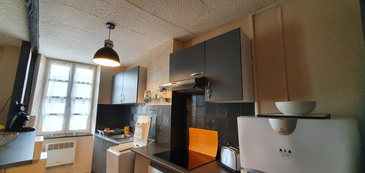 Au Coeur De La Barbacane ! Apt Avec Climatisation Lägenhet Carcassonne Exteriör bild